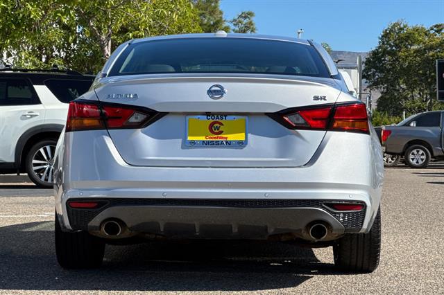 2021 Nissan Altima SR FWD