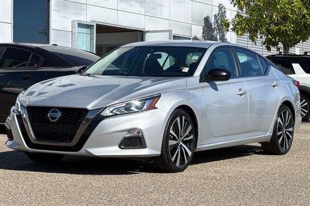 2021 Nissan Altima SR FWD