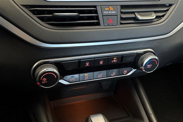 2021 Nissan Altima SR FWD