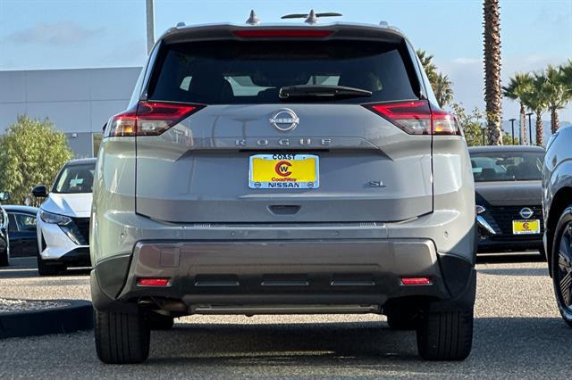 2025 Nissan Rogue SL FWD
