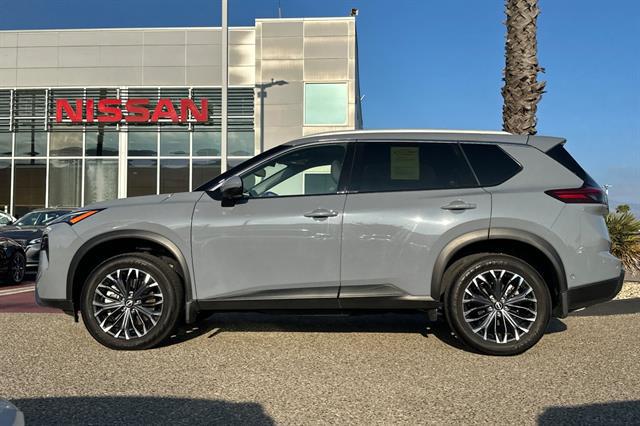 2025 Nissan Rogue SL FWD