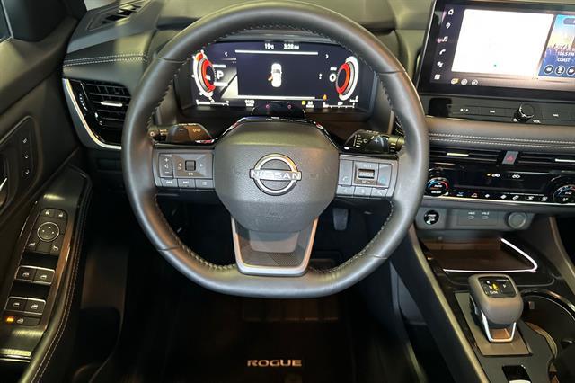 2025 Nissan Rogue SL FWD