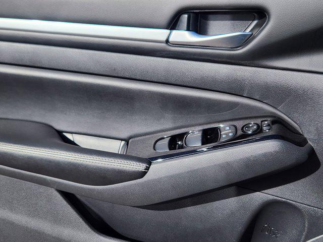 2023 Nissan Altima SV FWD