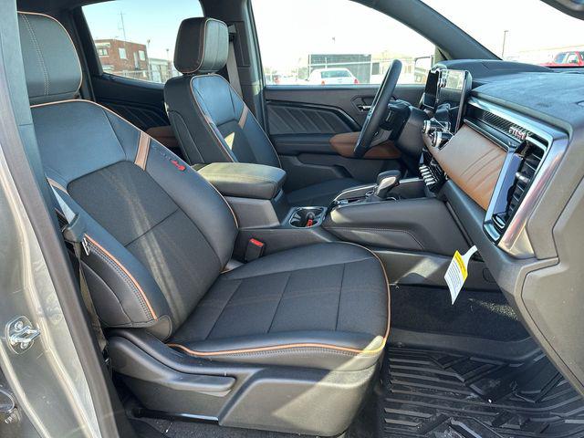 2026 GMC Canyon AT4, 4WD