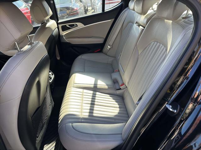 2023 Genesis G70 2.0T AWD