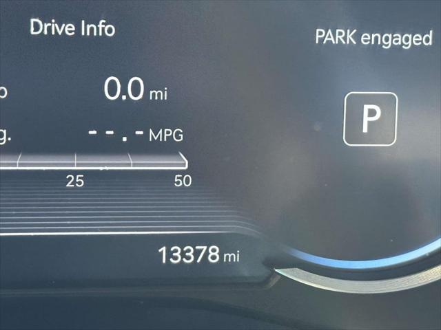 2023 Genesis G70 2.0T AWD