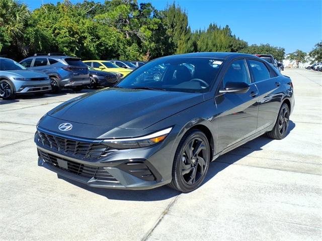 2026 Hyundai Elantra SEL Sport Premium