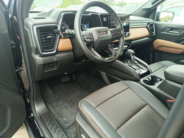 2024 GMC Canyon 4WD AT4