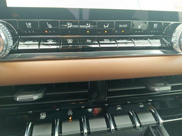 2024 GMC Canyon 4WD AT4