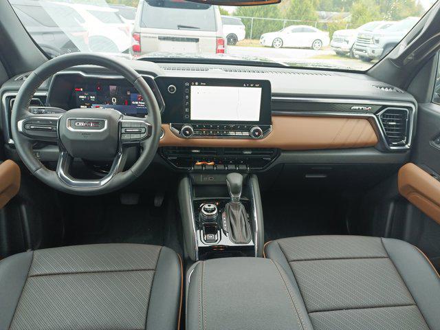 2024 GMC Canyon 4WD AT4