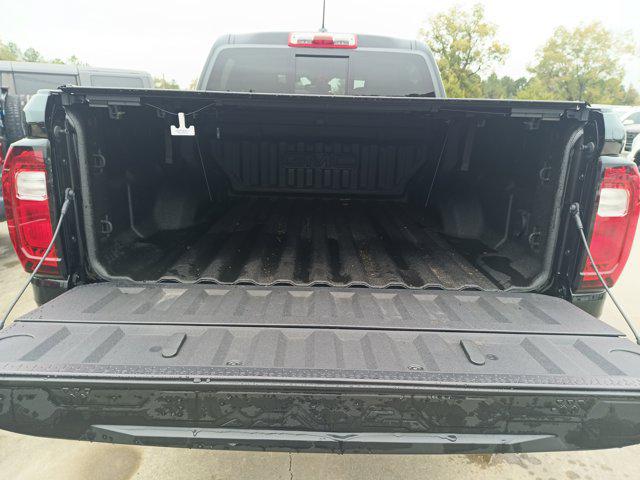 2024 GMC Canyon 4WD AT4