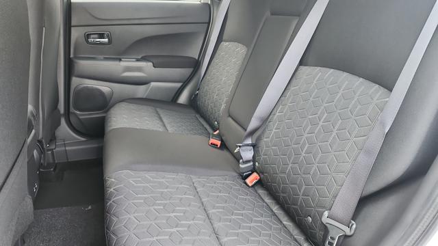 2026 Mitsubishi Outlander Sport 2.0 LE