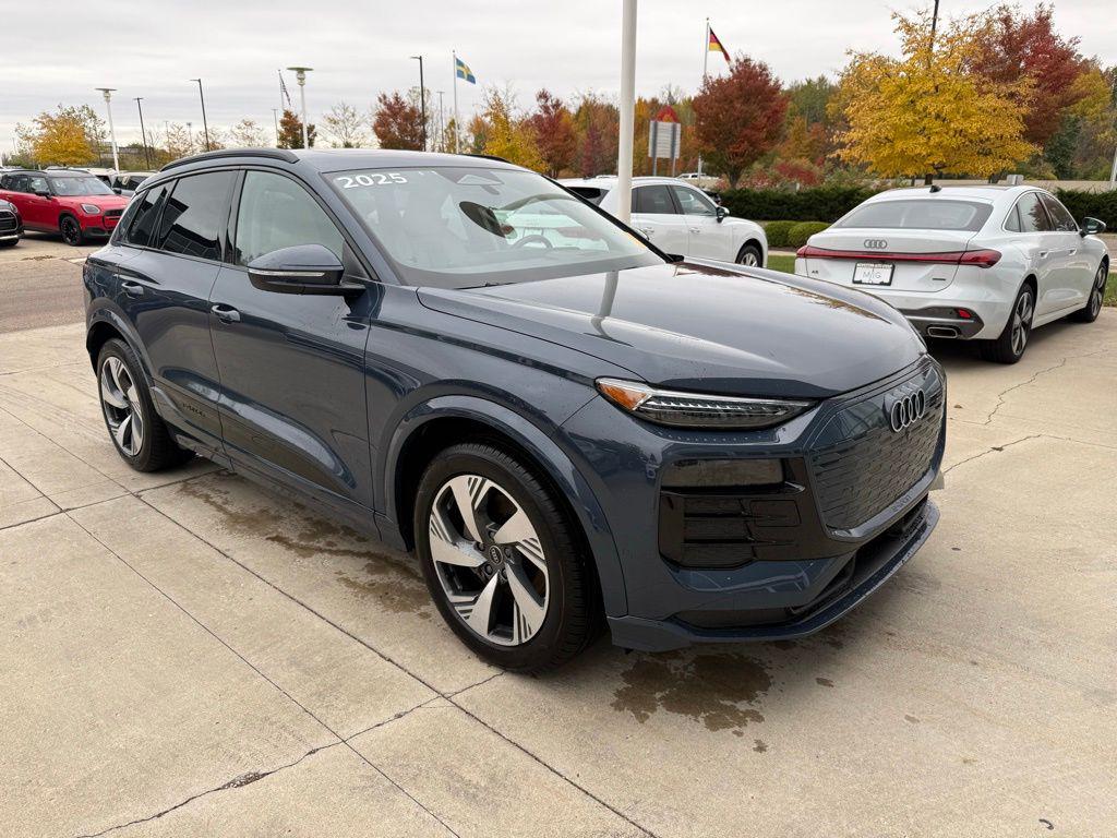 /2025 Audi Q6-E-TRON