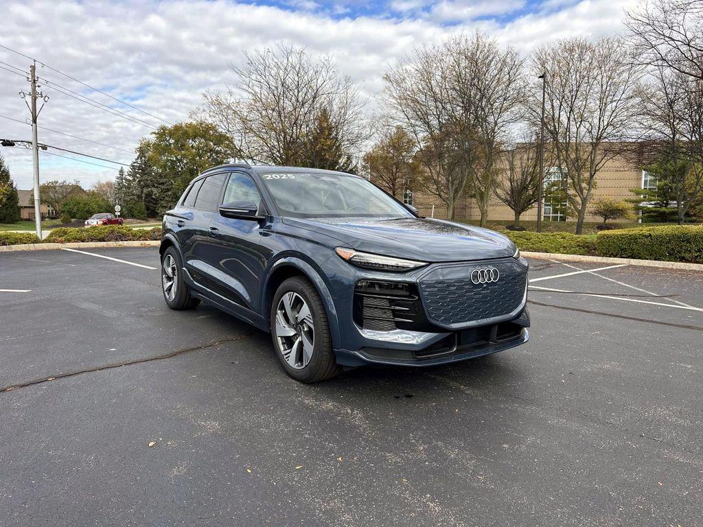 /2025 Audi Q6-E-TRON