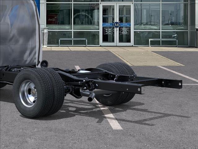 2025 Chevrolet Express Cutaway Work Van