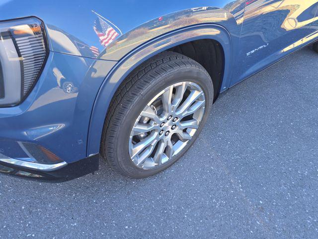 2026 GMC Acadia Denali AWD