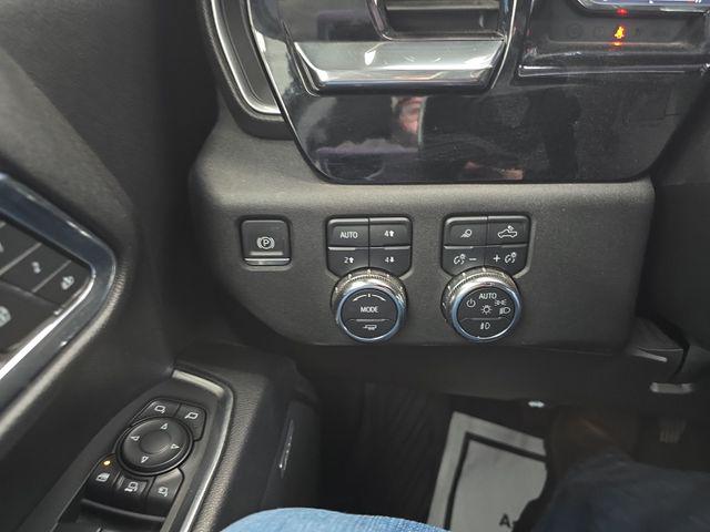 2024 GMC Sierra 2500HD 4WD Crew Cab Standard Bed SLT