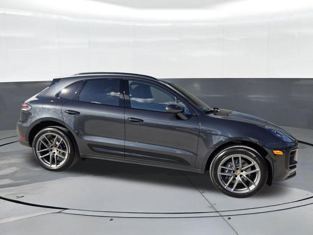2026 Porsche Macan Base - Photo 7