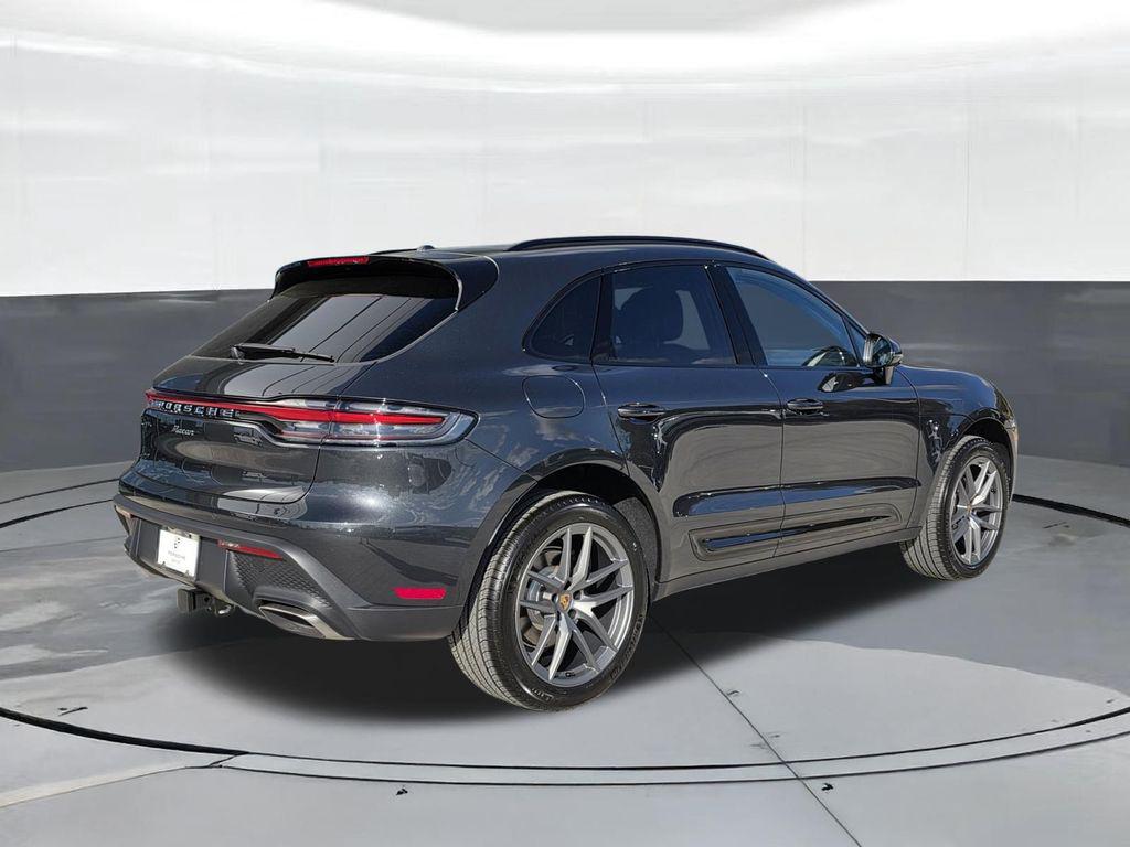 2026 Porsche Macan Base - Photo 8