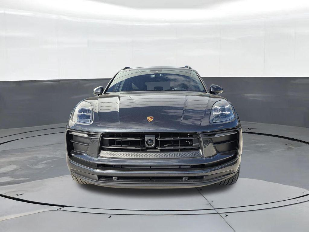 2026 Porsche Macan Base - Photo 9