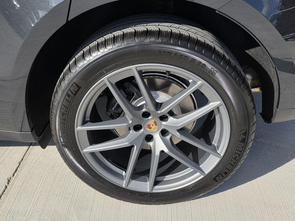 2026 Porsche Macan Base - Photo 13