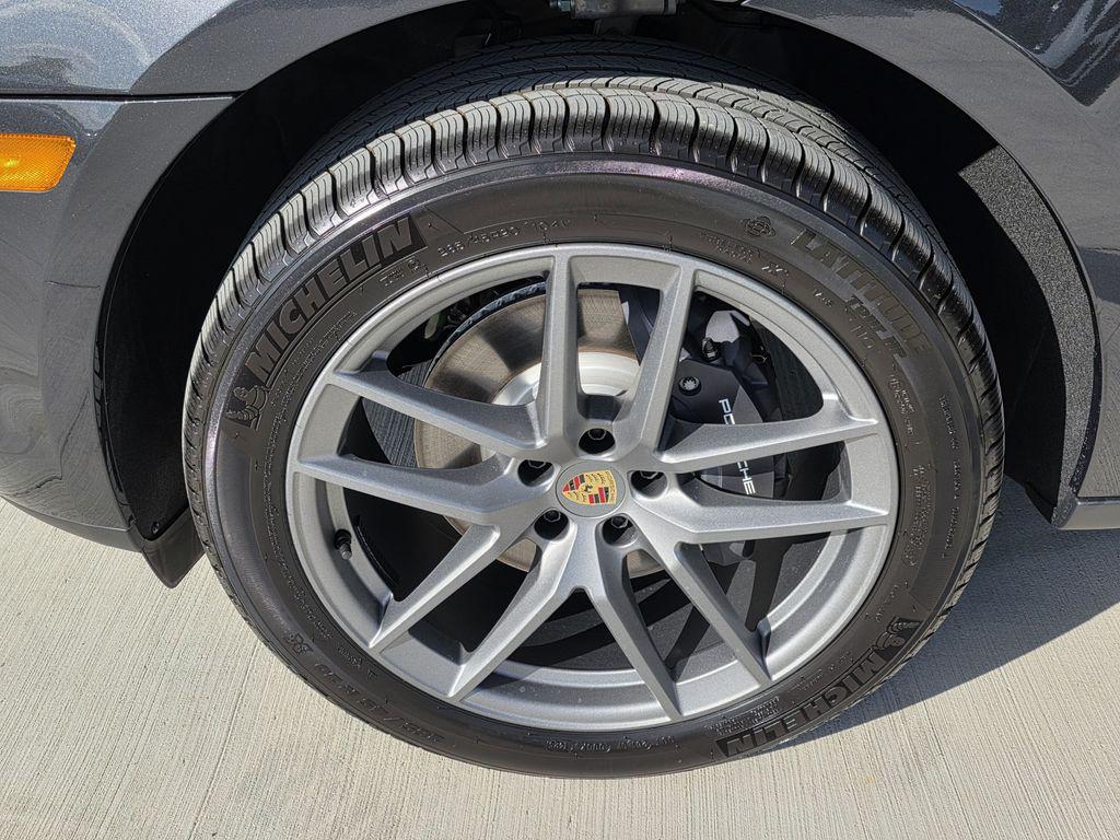 2026 Porsche Macan Base - Photo 14