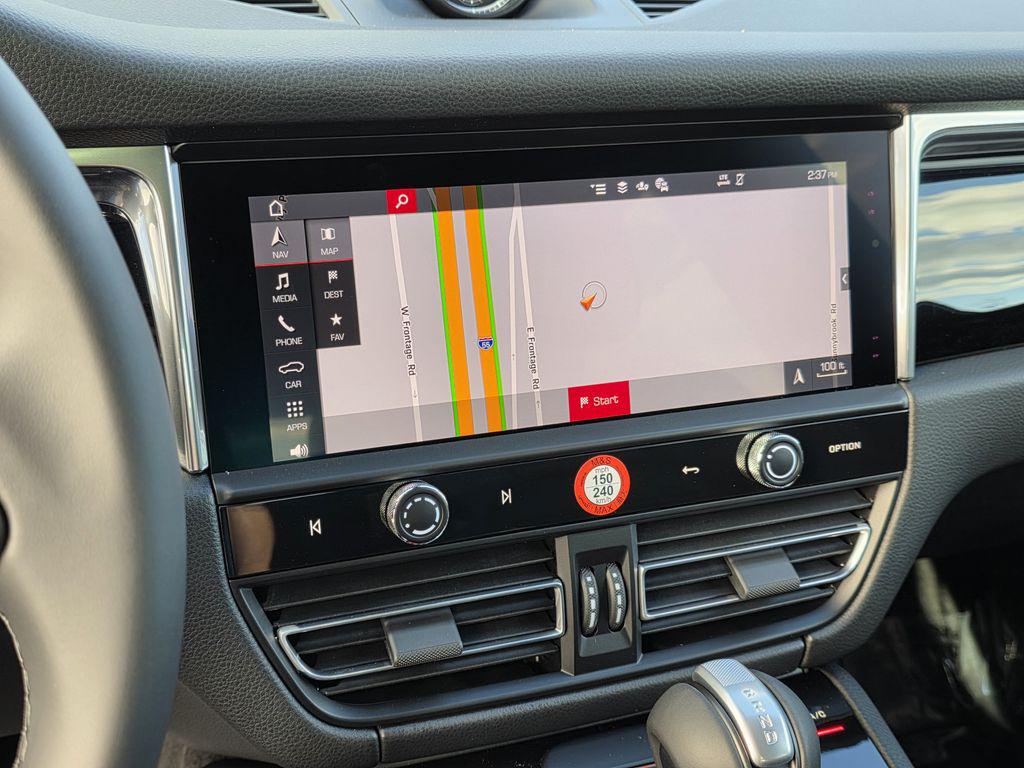 2026 Porsche Macan Base - Photo 18