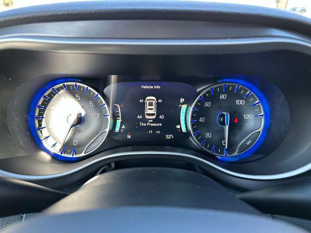 2026 Chrysler Pacifica Select AWD