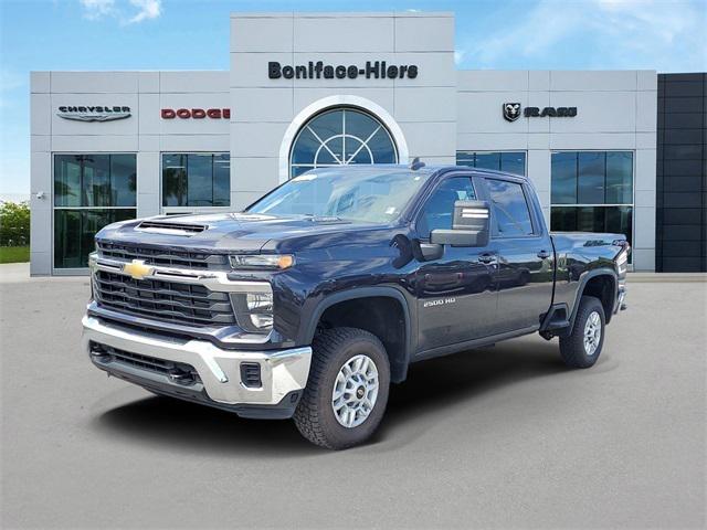 2024 Chevrolet Silverado 2500HD 4WD Crew Cab Standard Bed LT