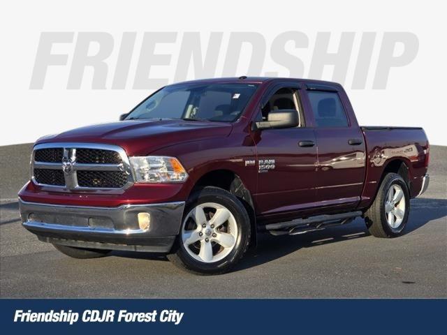 2021 RAM 1500 Classic Tradesman Crew Cab 4x4 57 Box 2021 RAM 1500 Classic Tradesman Crew Cab 4x4 57 Box