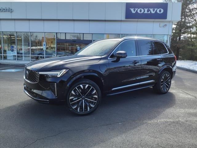 2025 Volvo XC90 Plug-In Hybrid T8 Plus 7-Seater 2025 Volvo XC90 Plug-In Hybrid T8 Plus 7-Seater