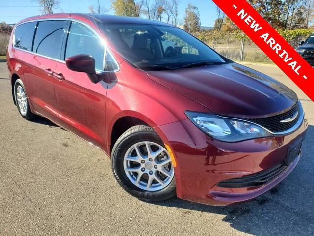 2017 Chrysler Pacifica Touring 2017 Chrysler Pacifica Touring