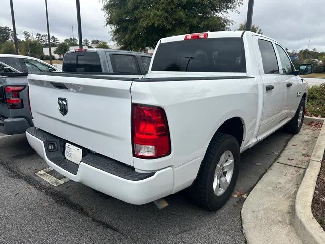2017 RAM 1500 Express Crew Cab 4x2 57 Box