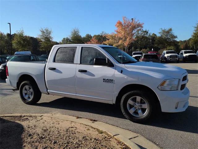 2017 RAM 1500 Express Crew Cab 4x2 57 Box 2017 RAM 1500 Express Crew Cab 4x2 57 Box