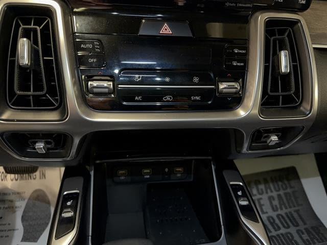 2023 Kia Sorento X-Line S