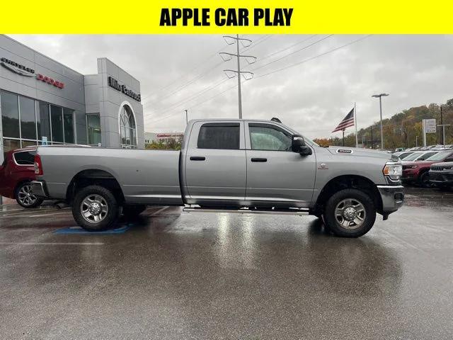2023 RAM 3500 Tradesman Crew Cab 4x4 8 Box 2023 RAM 3500 Tradesman Crew Cab 4x4 8 Box