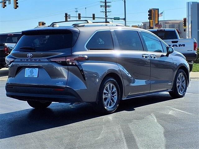 2021 Toyota Sienna XLE 2021 Toyota Sienna XLE