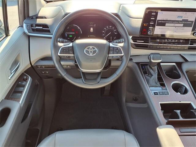 2021 Toyota Sienna XLE 2021 Toyota Sienna XLE