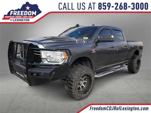 2022 RAM 2500 Big Horn Crew Cab 4x4 64 Box 2022 RAM 2500 Big Horn Crew Cab 4x4 64 Box