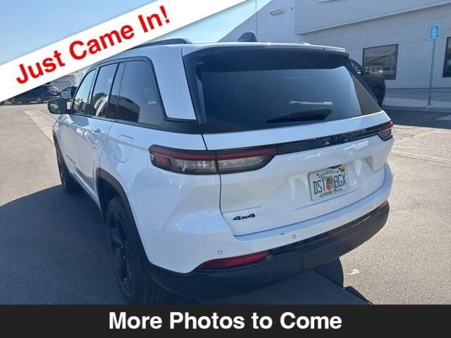 2023 Jeep Grand Cherokee Altitude 4x4 2023 Jeep Grand Cherokee Altitude 4x4