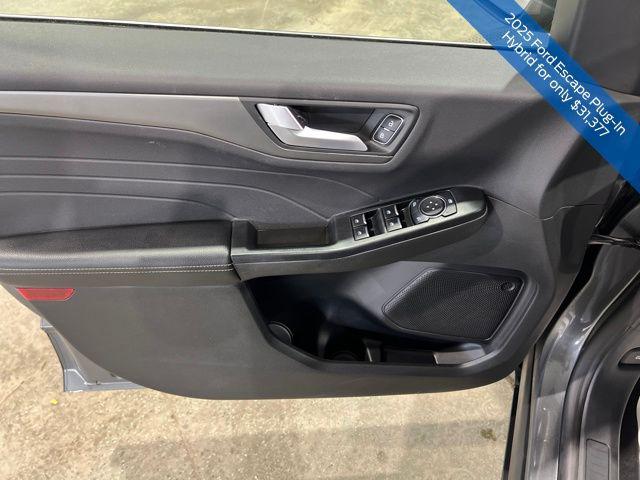 2025 Ford Escape PHEV