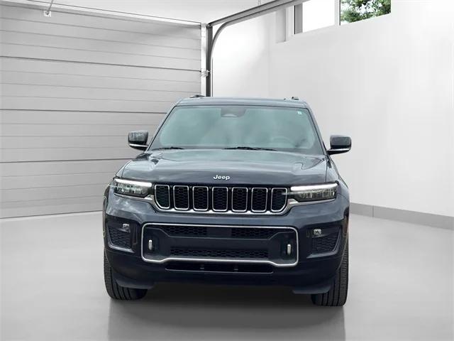 2023 Jeep Grand Cherokee L Overland 4x4 2023 Jeep Grand Cherokee L Overland 4x4
