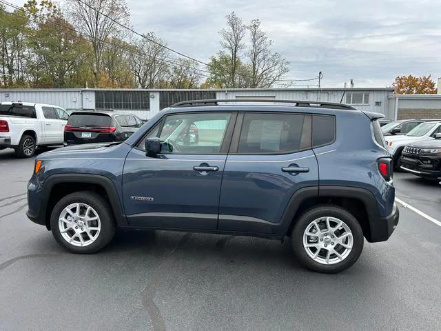 2020 Jeep Renegade Latitude 4X4 2020 Jeep Renegade Latitude 4X4