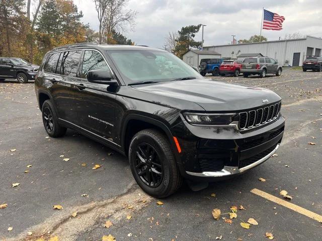 2024 Jeep Grand Cherokee L Laredo X 4x4 2024 Jeep Grand Cherokee L Laredo X 4x4