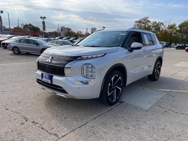 2024 Mitsubishi Outlander SEL 2.5 S-AWC 2024 Mitsubishi Outlander SEL 2.5 S-AWC