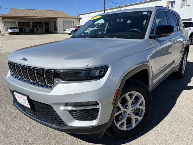 2023 Jeep Grand Cherokee Limited 4x4 2023 Jeep Grand Cherokee Limited 4x4