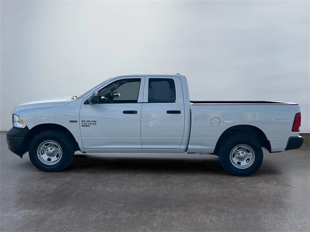 2024 RAM 1500 Classic Tradesman Quad Cab 4x4 64 Box 2024 RAM 1500 Classic Tradesman Quad Cab 4x4 64 Box