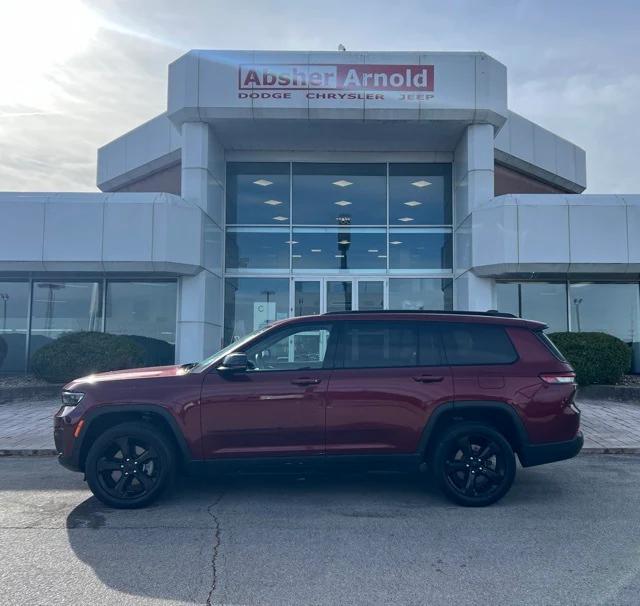 2023 Jeep Grand Cherokee L Altitude 4x4 2023 Jeep Grand Cherokee L Altitude 4x4