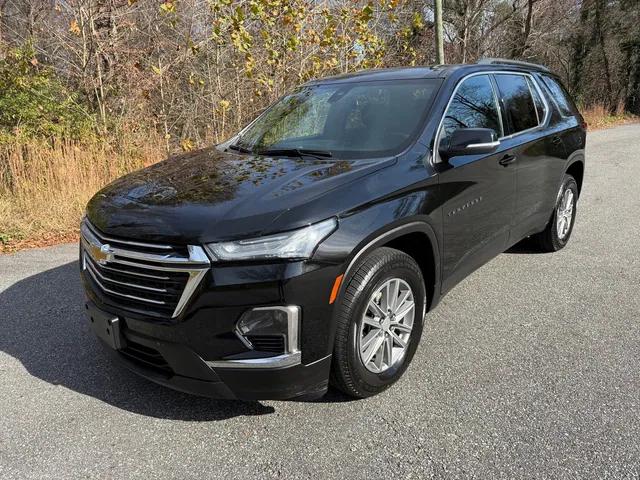 2023 Chevrolet Traverse AWD LT Cloth