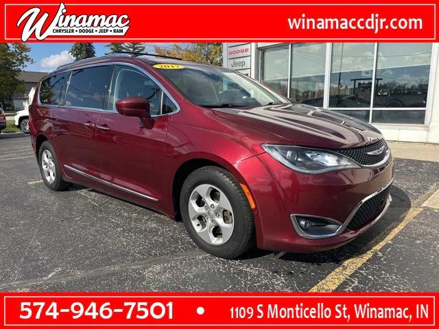 2017 Chrysler Pacifica Touring-L Plus 2017 Chrysler Pacifica Touring-L Plus